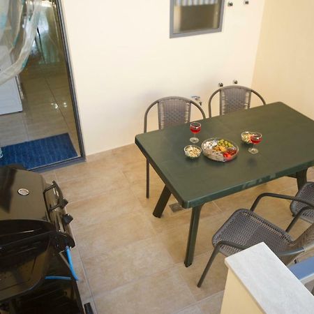Sliema Duplex 1 Bedroom Apartment With 2 Bathrooms- Sleep 4 Εξωτερικό φωτογραφία