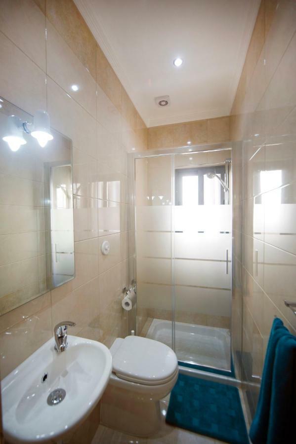 Sliema Duplex 1 Bedroom Apartment With 2 Bathrooms- Sleep 4 Εξωτερικό φωτογραφία